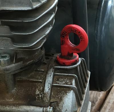 AM78HC4V has air leaking out of dipstick