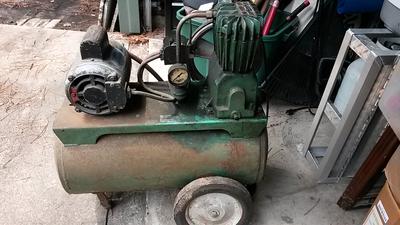 Identifying an Older Air Compressor - Serial Numbers, Photos & Antique Air Compressor Identification