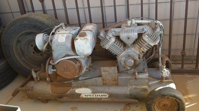 Old Portable Dayton Speedaire Air Compressor