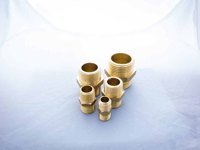 Steel vs Brass Air Fittings Explained